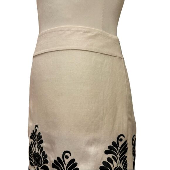 LOFT Black and White Floral Embroidered A-Line Linen -blend Skirt| Size 4 | EUC - Picture 3 of 10